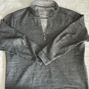 Tommy Bahama Reversible men’s 1/4 zip shirt/sweater pullover Size Medium